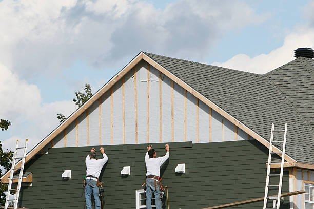 Professional Emergency Siding Repair technician working in Basking Ridge, NJ